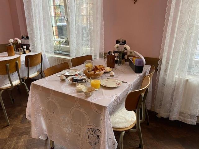 Bed and Breakfast Blief Bie De Mam Echt Exteriér fotografie